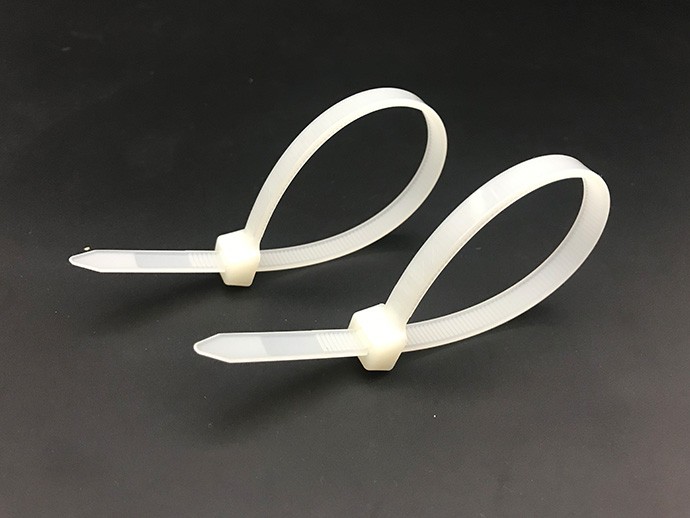 94-V0阻燃級尼龍紮帶